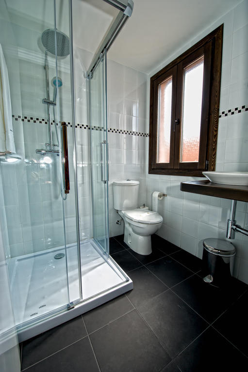Hotel Albanuracin Albarracin Bagian luar foto
